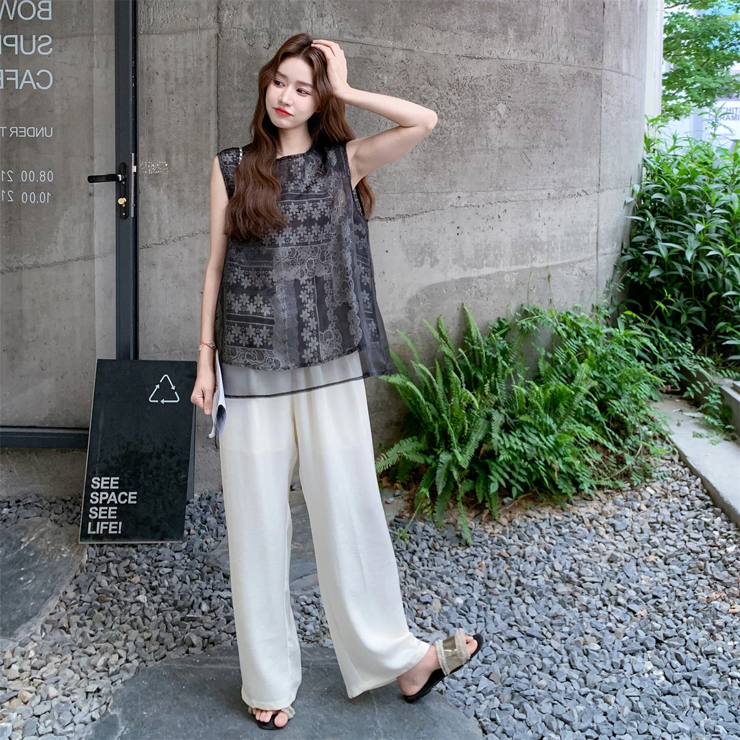 夏日松弛感穿搭套装女2025新款减龄宽松休闲印花上衣阔腿裤两件套