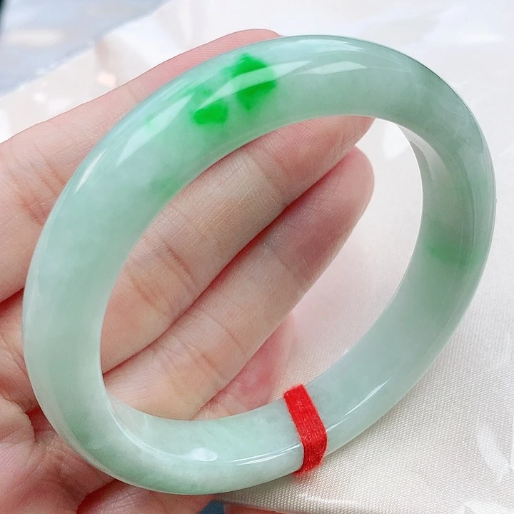 翡翠手镯未镶嵌54圈口882540