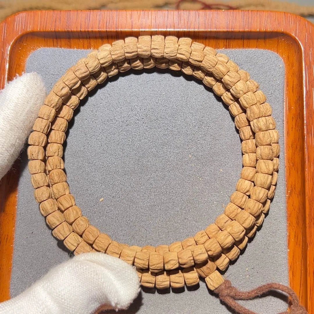 柏香籽/百香籽手串红油皮方块顺6.5+