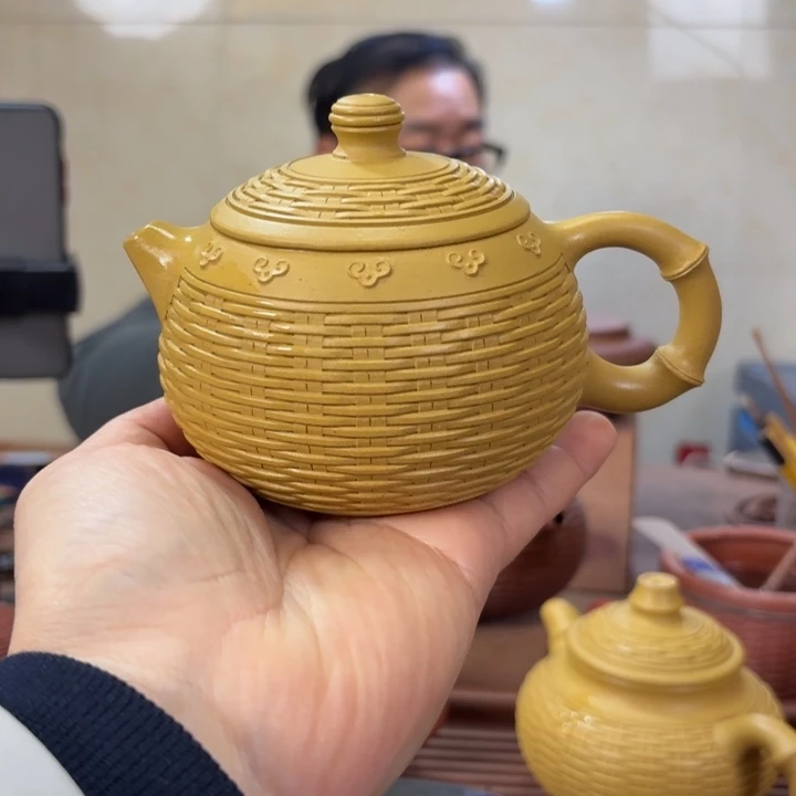 紫砂茶壶竹编西施