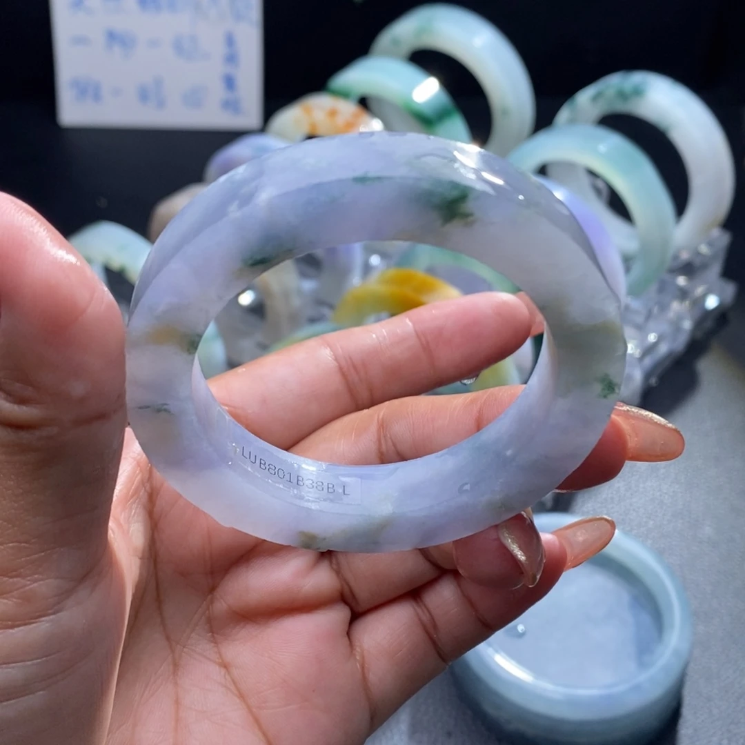 定制翡翠未镶嵌翡翠手镯