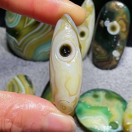 【闪购商品】玛瑙珠宝奇石未镶嵌晓*姐