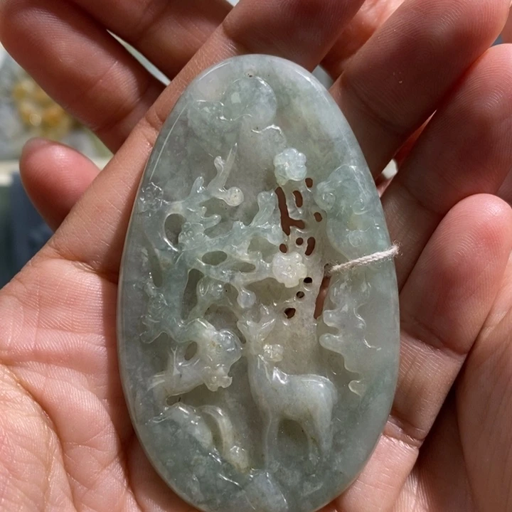 翡翠颈饰未镶嵌翡翠