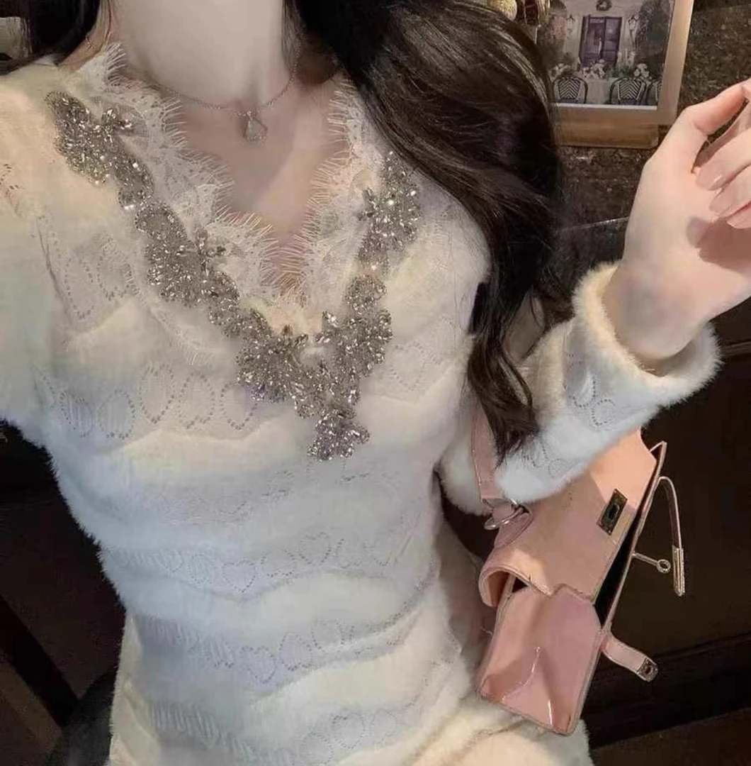 【CHANG.Q】323水貂绒水钻蕾丝加绒V领高级感打底连衣裙