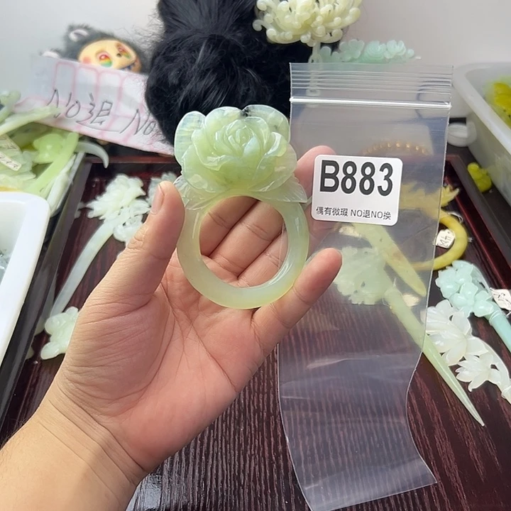 蔷***薇蛇纹石玉合金发饰