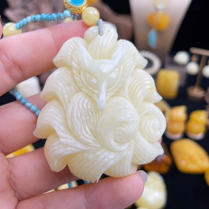 琥珀未镶嵌珠宝奇石微瑕