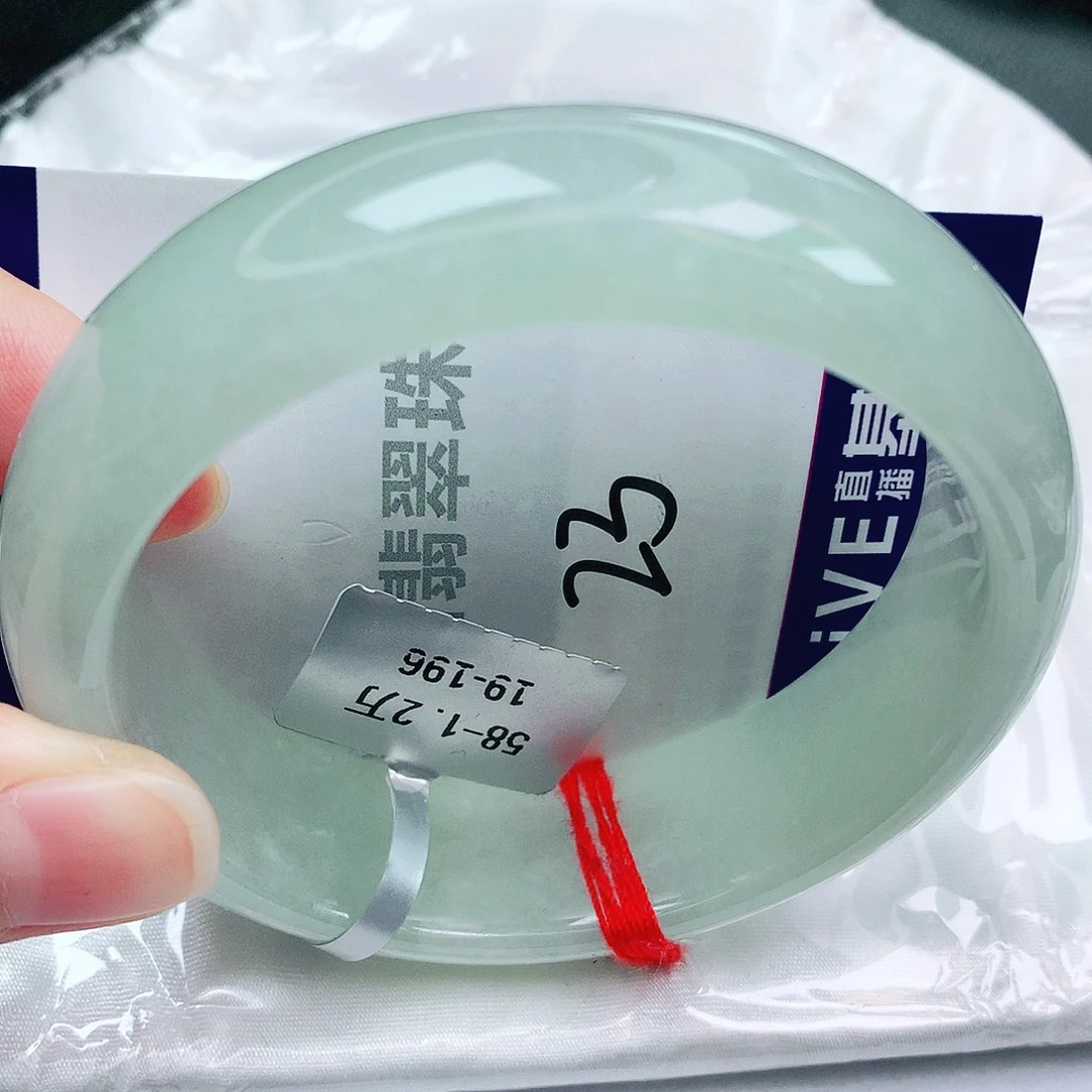 翡翠未镶嵌手镯缅甸天然A货翡翠手镯