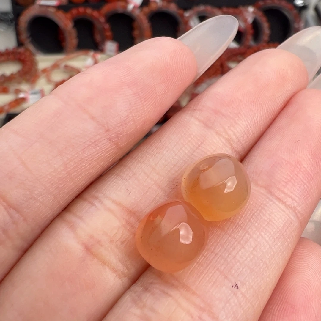 南红玛瑙未镶嵌颈饰老型珠一对