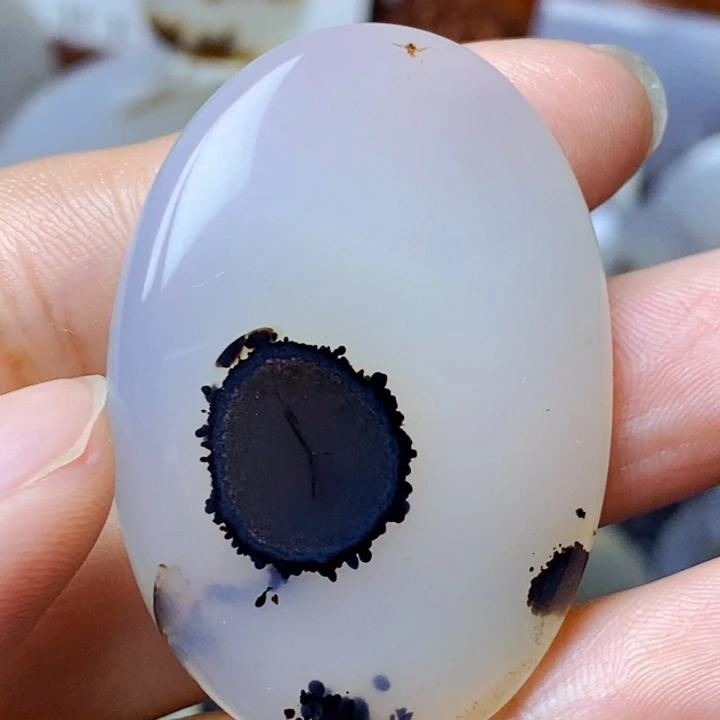 玛瑙/玉髓未镶嵌珠宝半成品