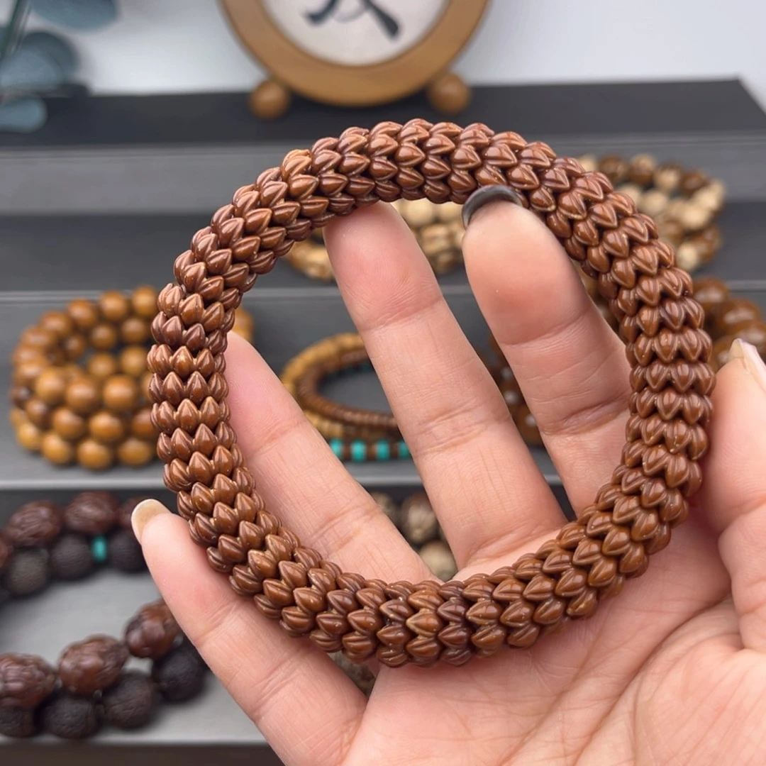 紫金鼠手串雕刻九瓣莲花12