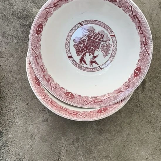 瓷六寸碗两个！！！！！！！