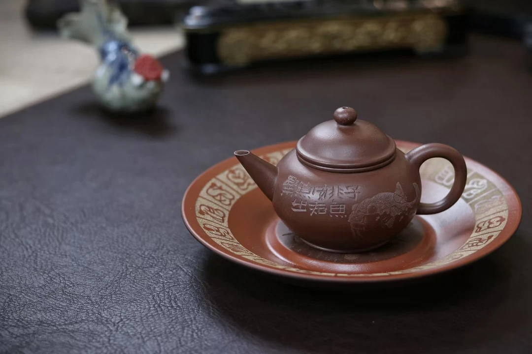 湘林甄选——【水平壶】   泥料：底槽清   容量：180cc  湘林手作