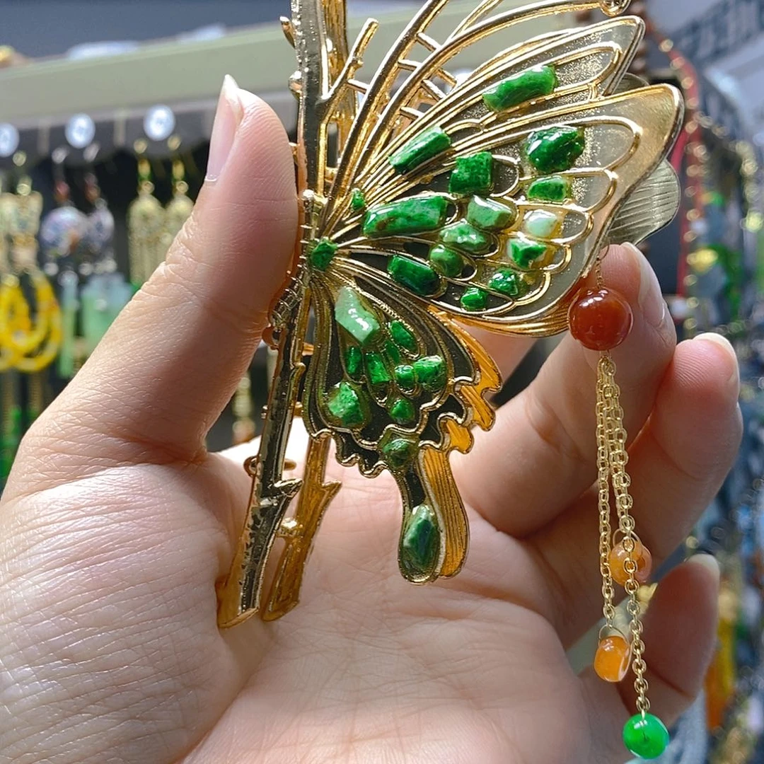 未镶嵌翡翠耳饰翡翠