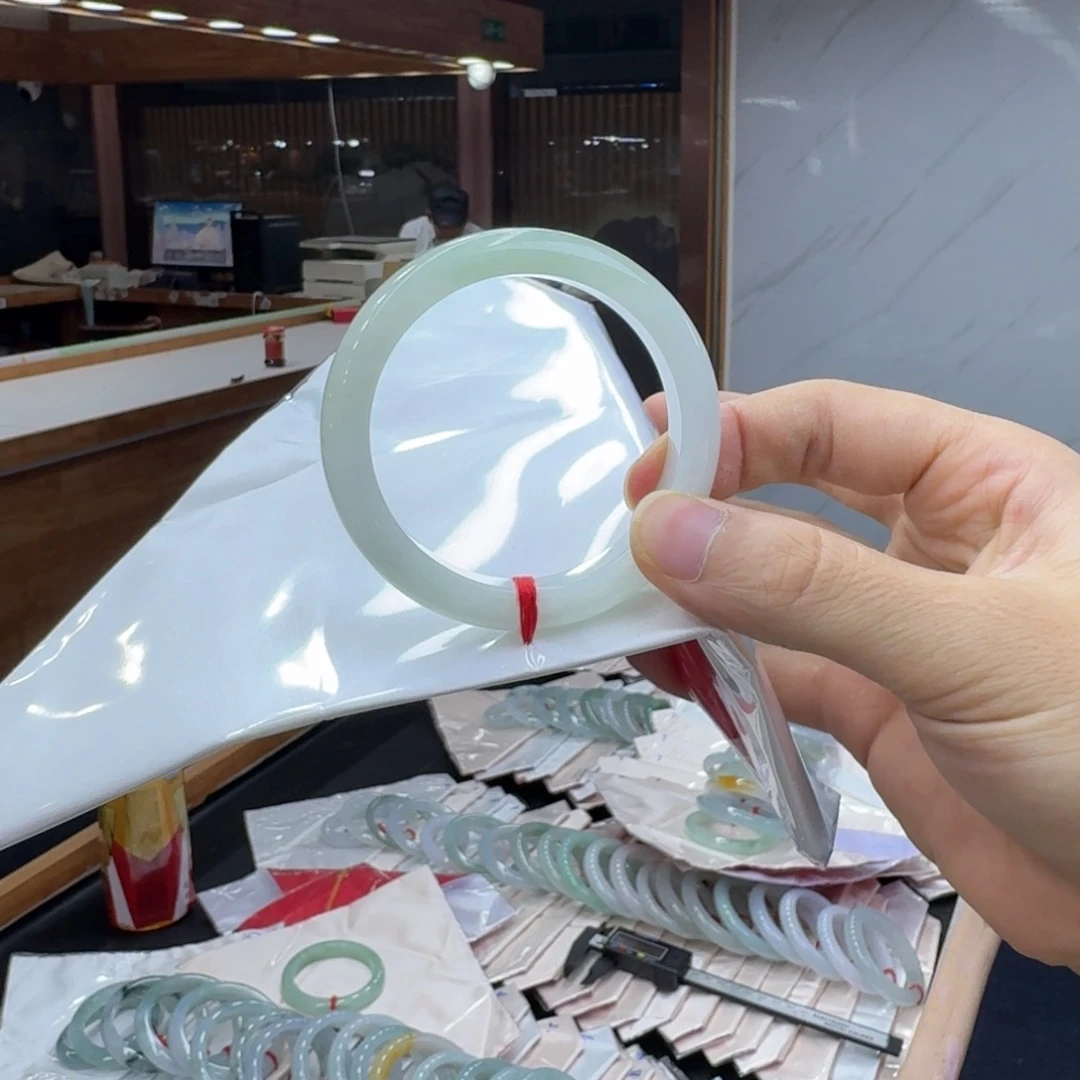翡翠未镶嵌手镯纯天然缅甸翡翠A货