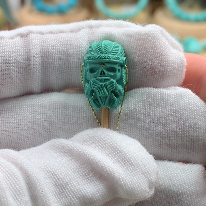 绿松石未镶嵌珠宝奇石