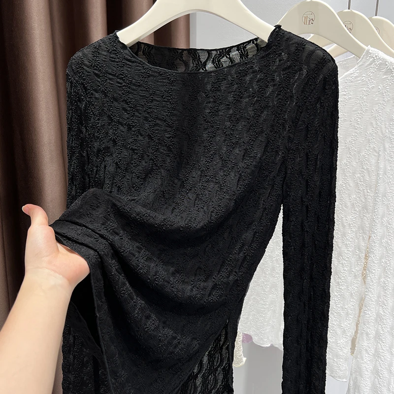 法式性感蕾丝圆领长袖打底衫2025秋季新款气质镂空纯色内搭上衣