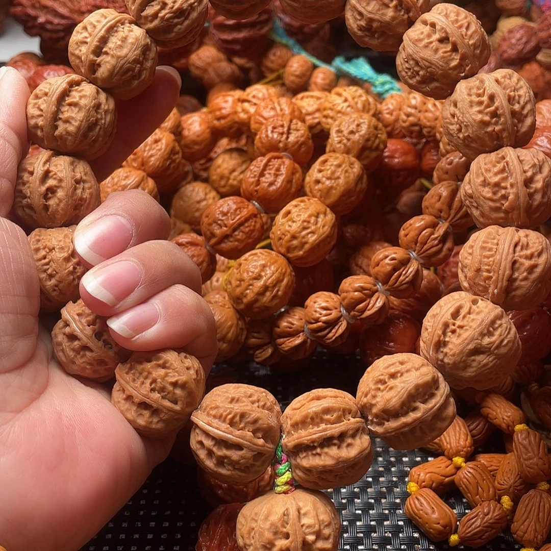 静***哥文玩核桃手串磨盘京八棱