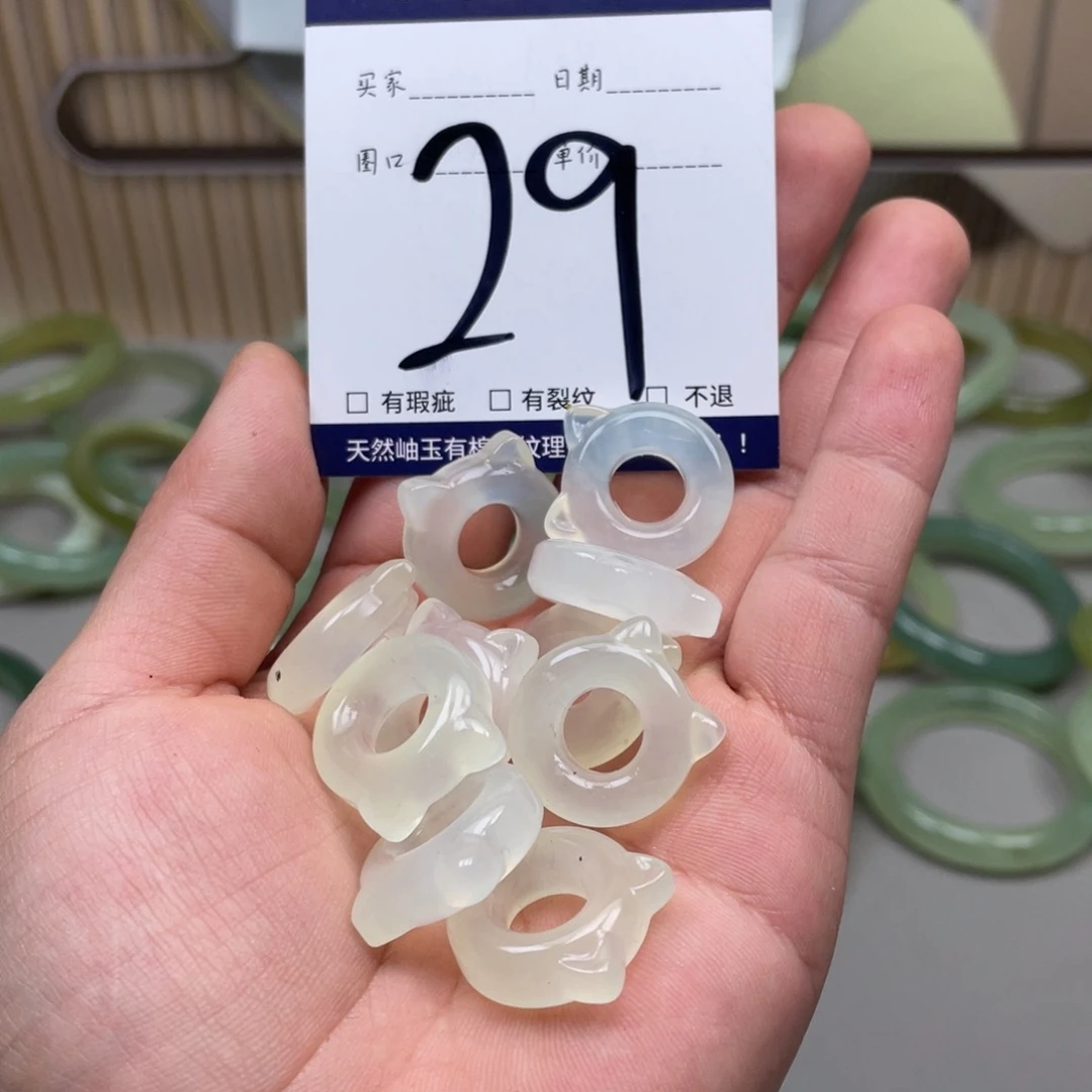 岫玉手镯手镯未镶嵌多样性发货发一件