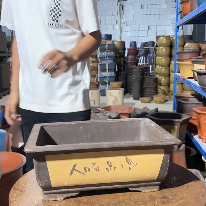 32黄色马槽花盆花盆