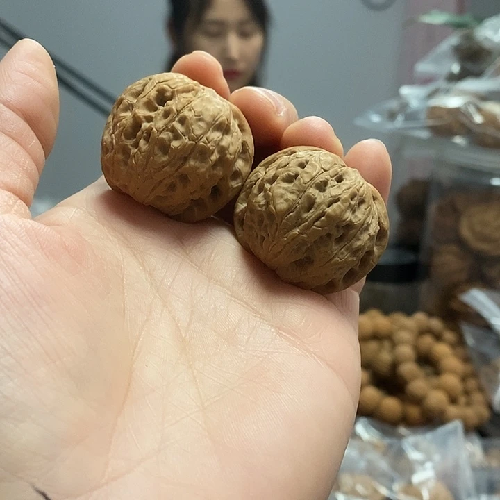 文玩核桃把件35闷尖石墩小众
