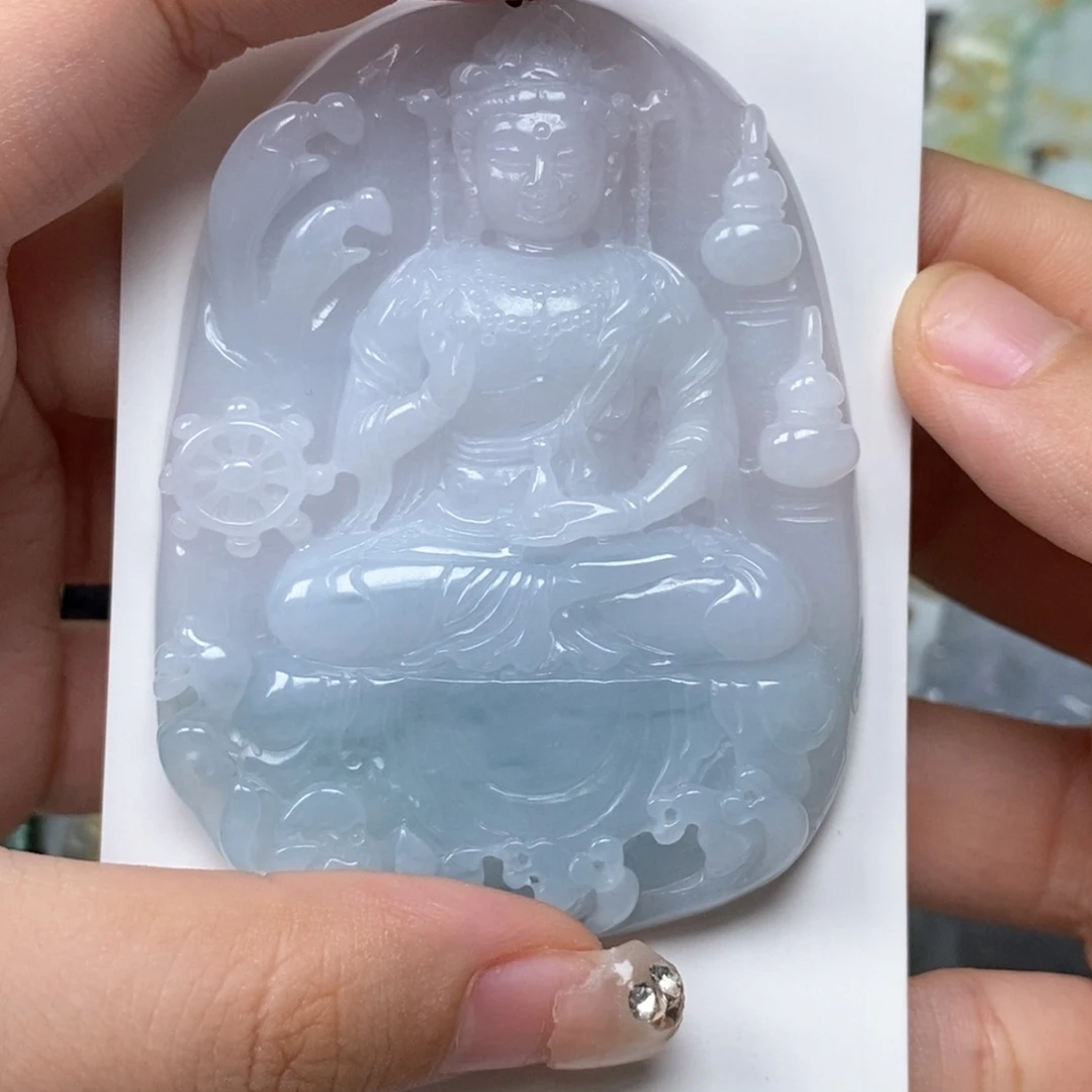 点***。翡翠未镶嵌颈饰翡翠