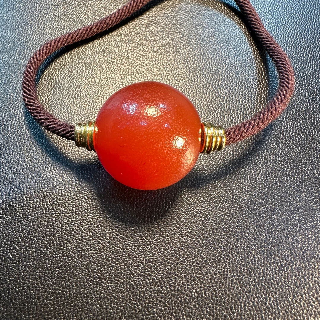 20世纪红玛瑙锁 骨挂件19.8mm/333-1079