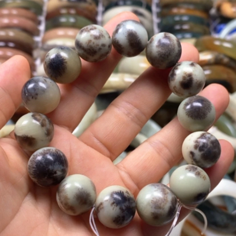 【闪购商品】蛇纹石玉未镶嵌手镯