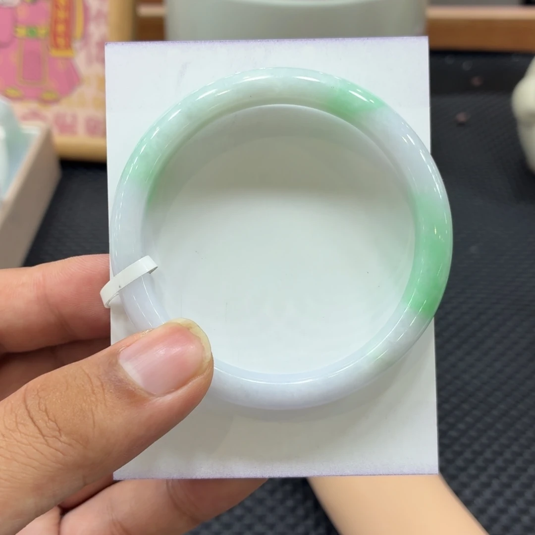 未镶嵌手镯翡翠手镯