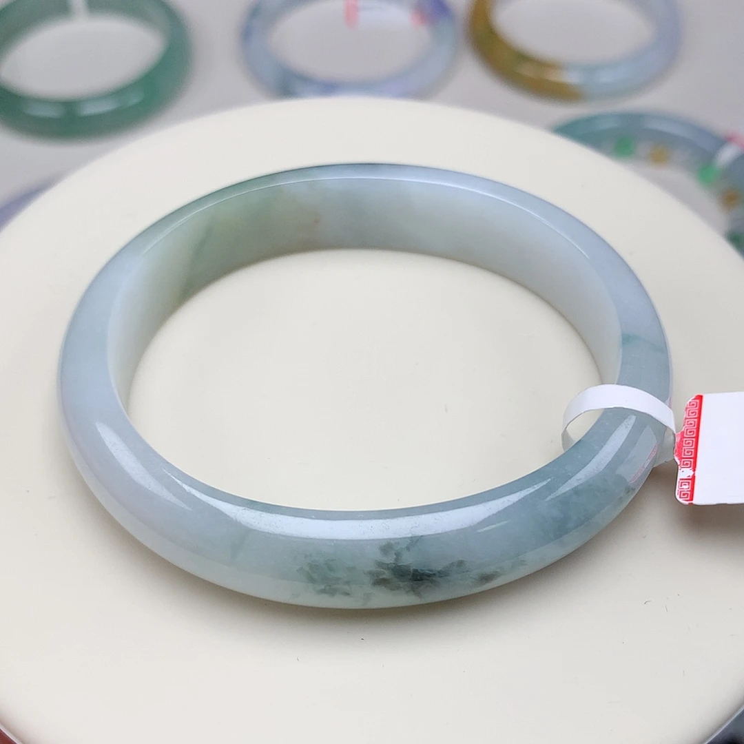 翡翠未镶嵌手镯56圈贵妃手镯