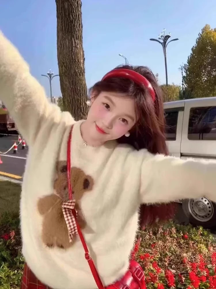 甜美软糯马海毛小熊圆领毛衣女套头加厚小个子内搭针织衫秋冬上衣