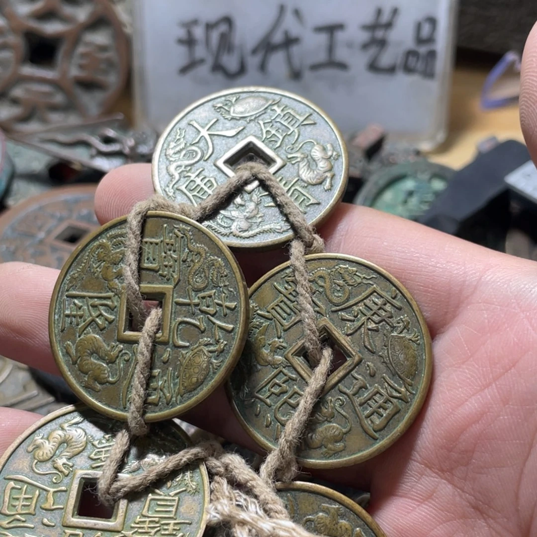 铜现代工艺品学习币
