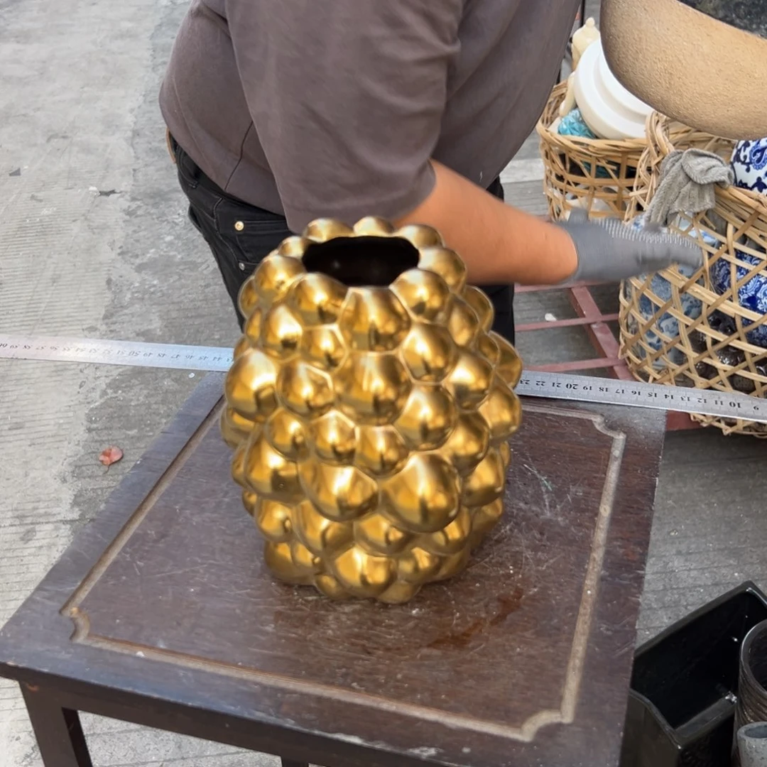 号陶瓷工艺饰品（部分微瑕）100