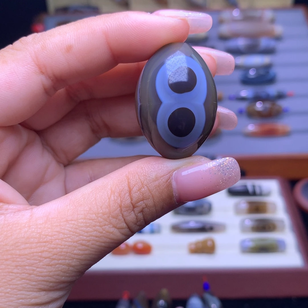 立***力玛瑙/玉髓未镶嵌颈饰