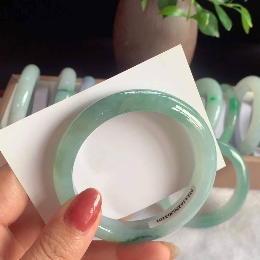 未镶嵌手镯翡翠12号