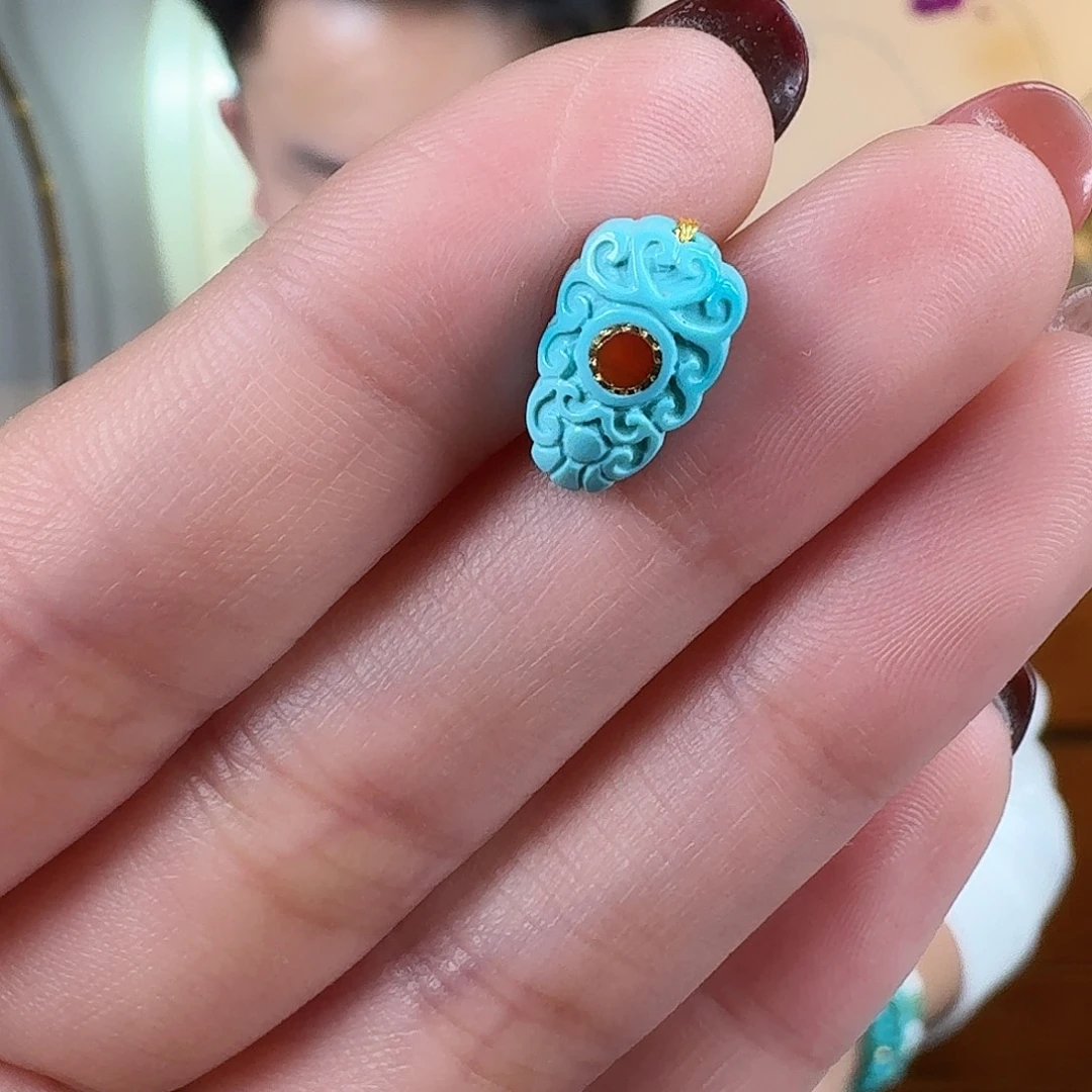 绿松石未镶嵌挂件