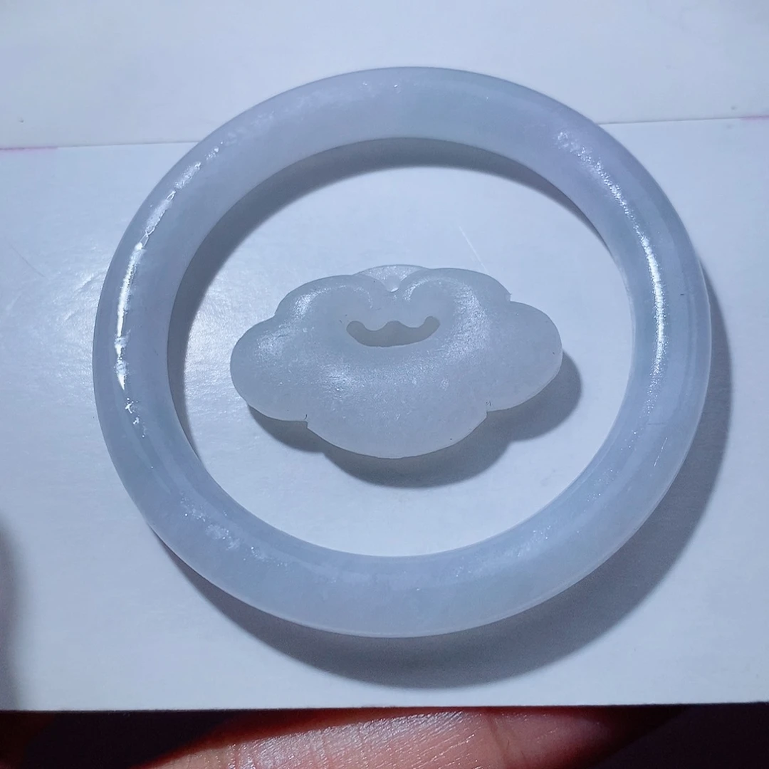 定制翡翠未镶嵌包编工费