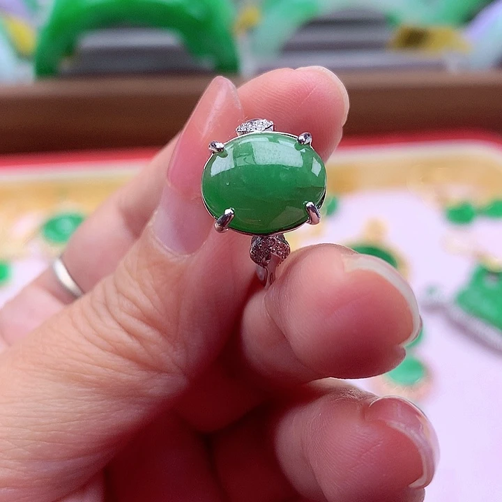 翡翠颈饰银S925镶嵌翡翠