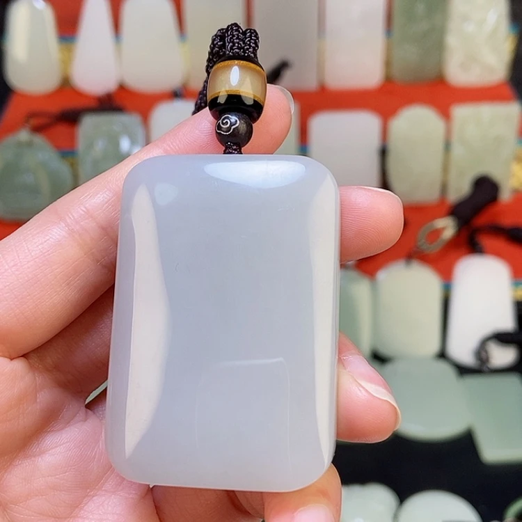 【闪购商品】颈饰未镶嵌和田玉