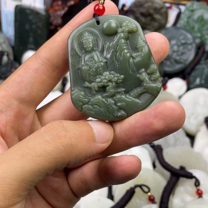 和田玉未镶嵌颈饰