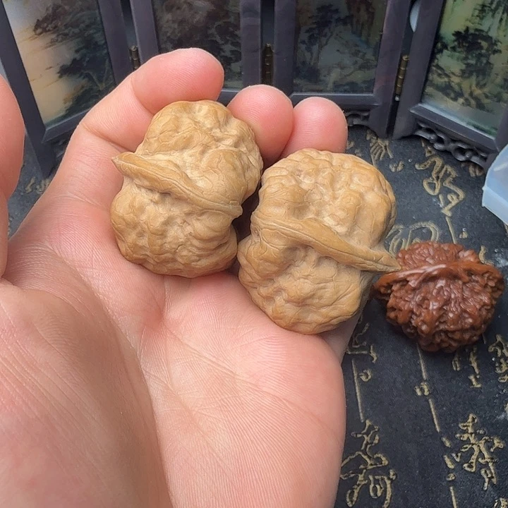 文玩核桃吊坠古蟾41