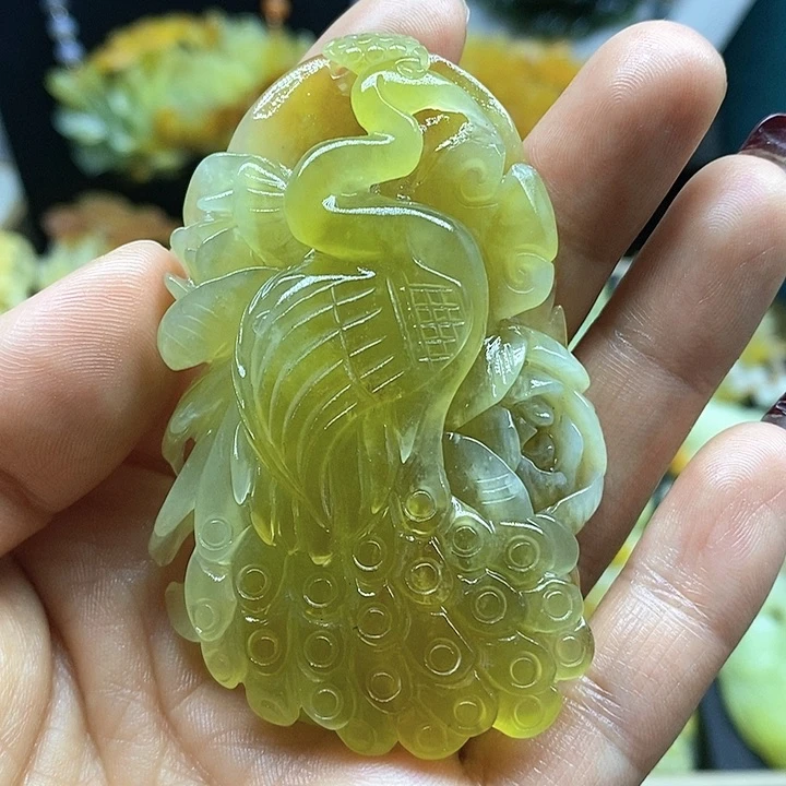 蛇纹石玉挂件未镶嵌