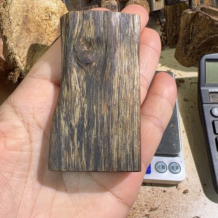 沉香吊坠白棋楠沉香吊坠15.8克