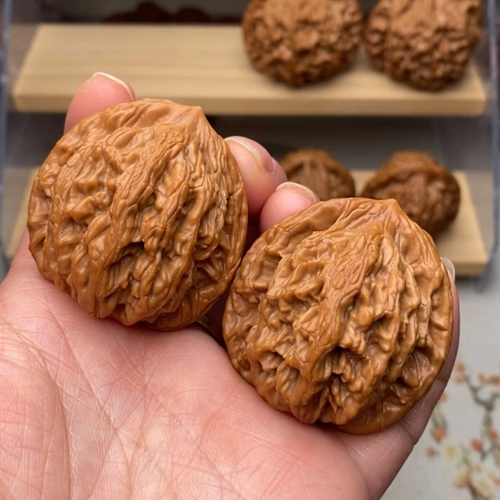 核桃把件文玩核桃麦穗虎头