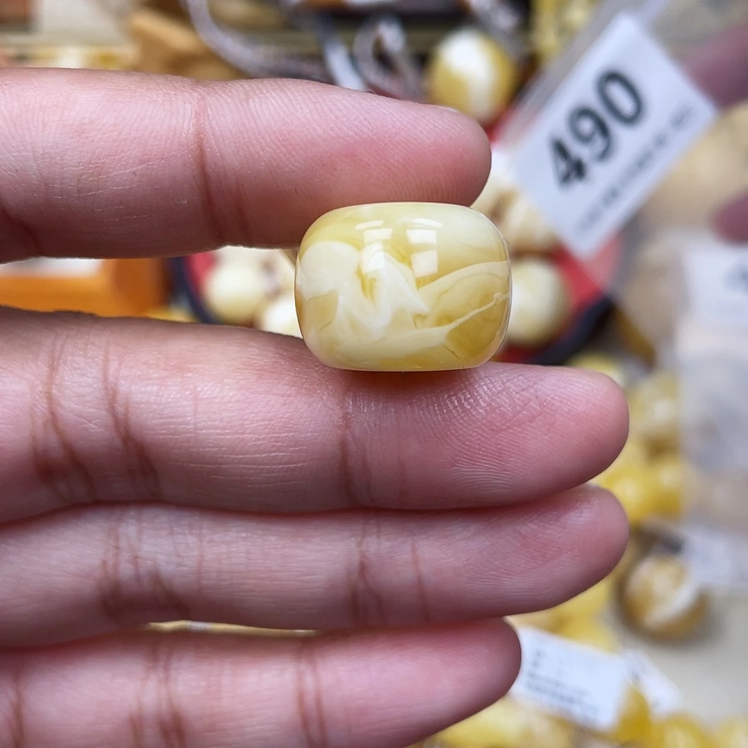 蜜蜡未镶嵌珠宝奇石19.1