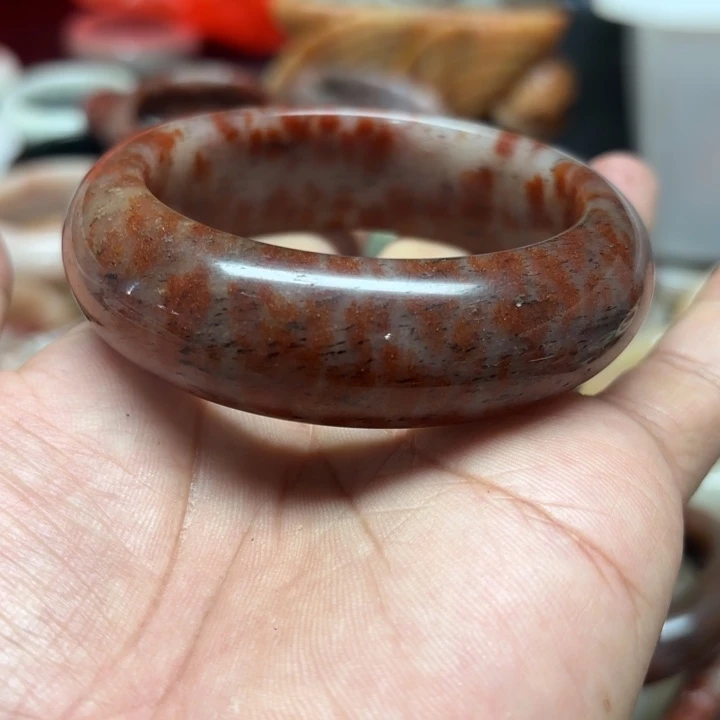 蔷***微石英岩玉合金颈饰