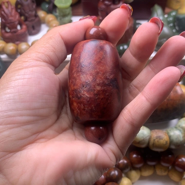 岫岩河磨玉（透闪石质玉）把件未镶嵌饕*