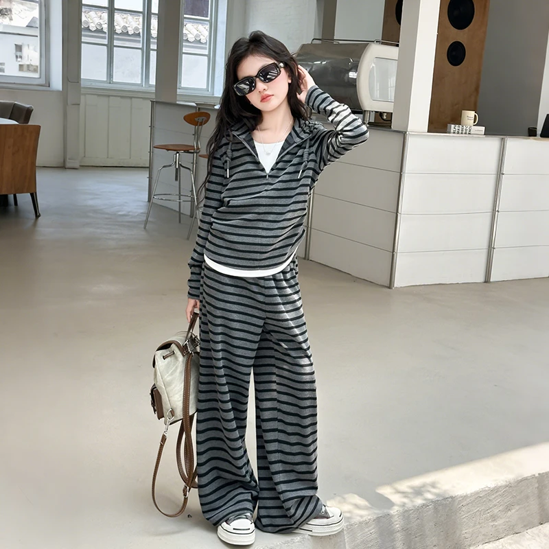 女童秋装套装2025新款韩版初秋条纹假两件连帽卫衣阔腿裤两件套潮
