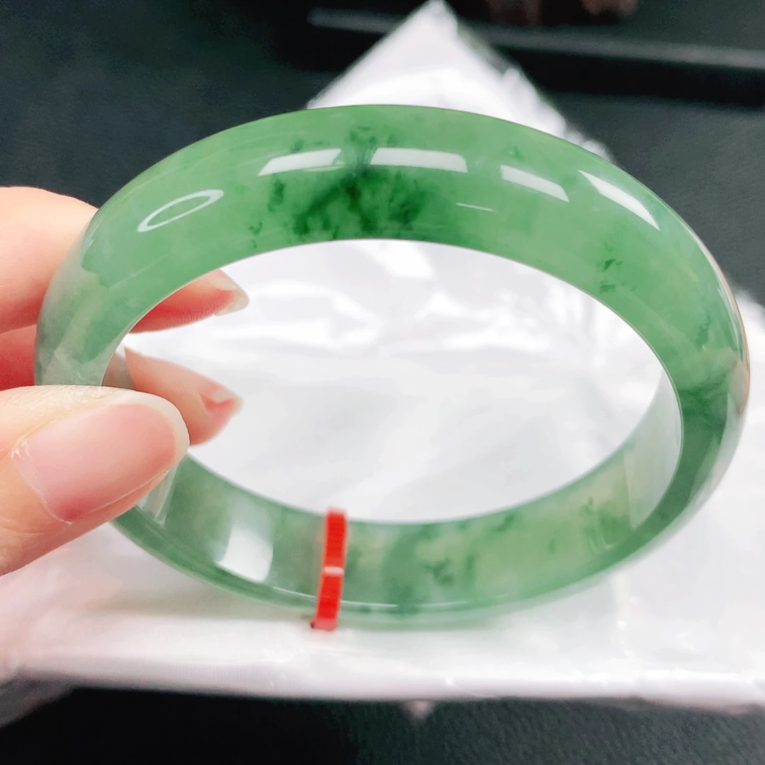 翡翠未镶嵌手镯58圈