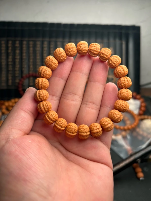 野生三棱手串(正奔三棱)