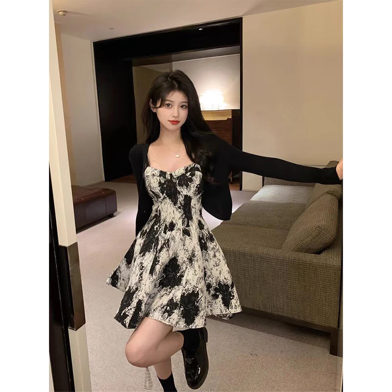 大码秋冬季法式扎染吊带连衣裙女胖mm显瘦收腰高级感长袖开衫套装